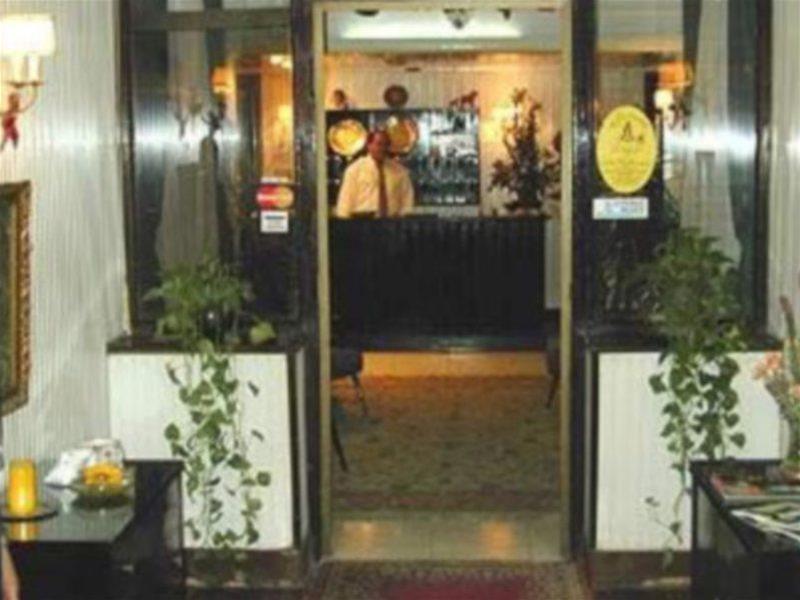 Longchamps L Zamalek L Boutique Hotel With Breakfast Giza Extérieur photo